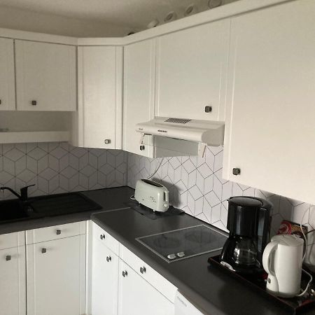 Appartement 2 Chambres Avec Piscine Face A La Mer A La Coudouliere Six-Fours-les-Plages Εξωτερικό φωτογραφία