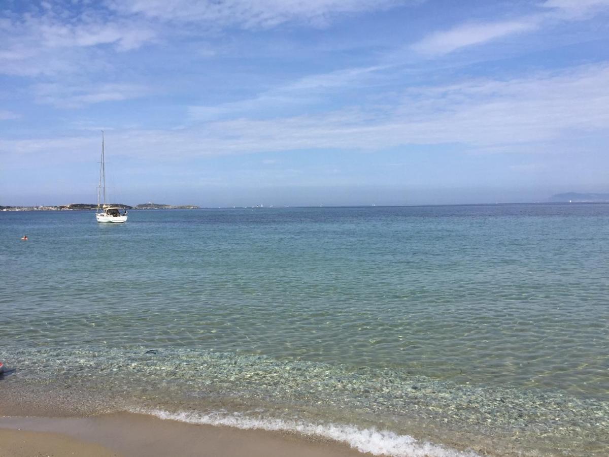 Appartement 2 Chambres Avec Piscine Face A La Mer A La Coudouliere Six-Fours-les-Plages Εξωτερικό φωτογραφία