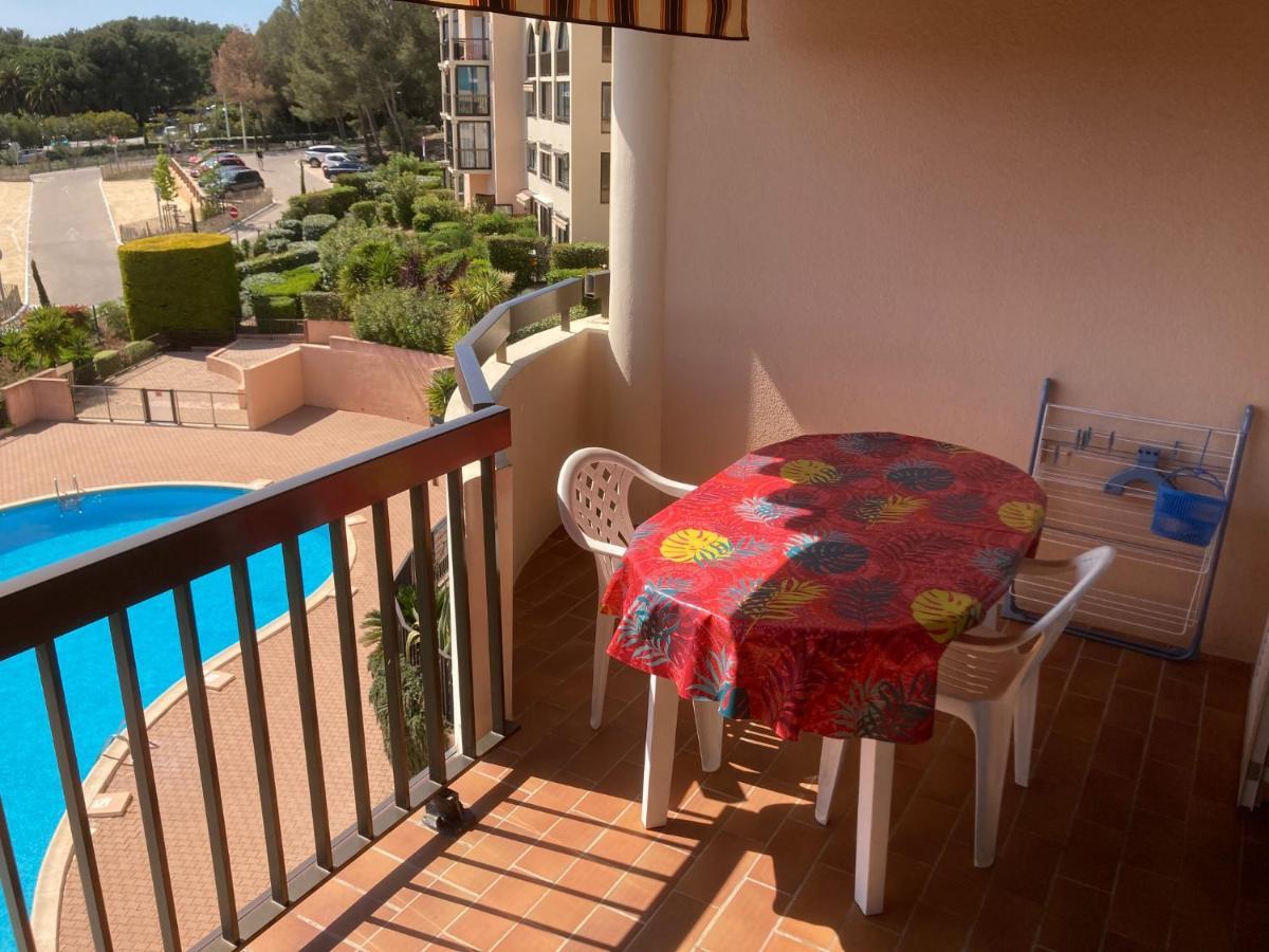 Appartement 2 Chambres Avec Piscine Face A La Mer A La Coudouliere Six-Fours-les-Plages Εξωτερικό φωτογραφία