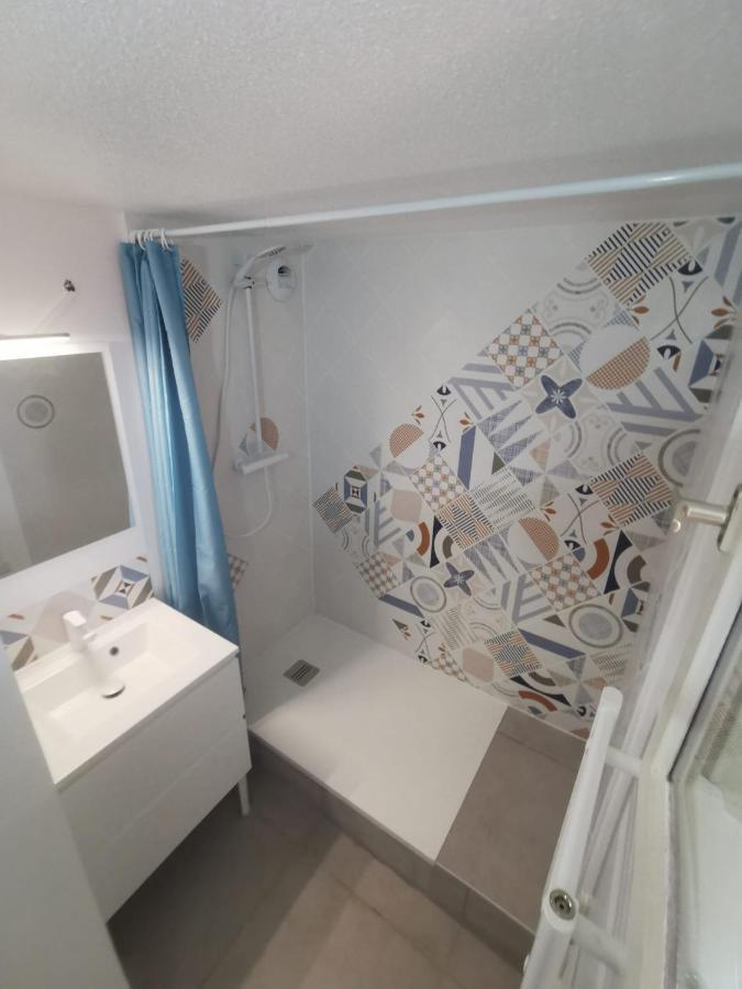 Appartement 2 Chambres Avec Piscine Face A La Mer A La Coudouliere Six-Fours-les-Plages Εξωτερικό φωτογραφία