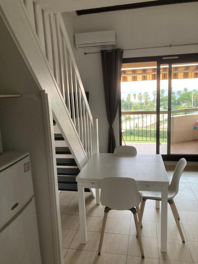 Appartement 2 Chambres Avec Piscine Face A La Mer A La Coudouliere Six-Fours-les-Plages Εξωτερικό φωτογραφία